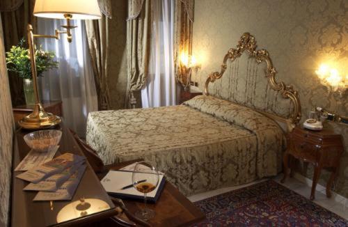 Al Ponte Antico Hotel Venetië Buitenkant foto