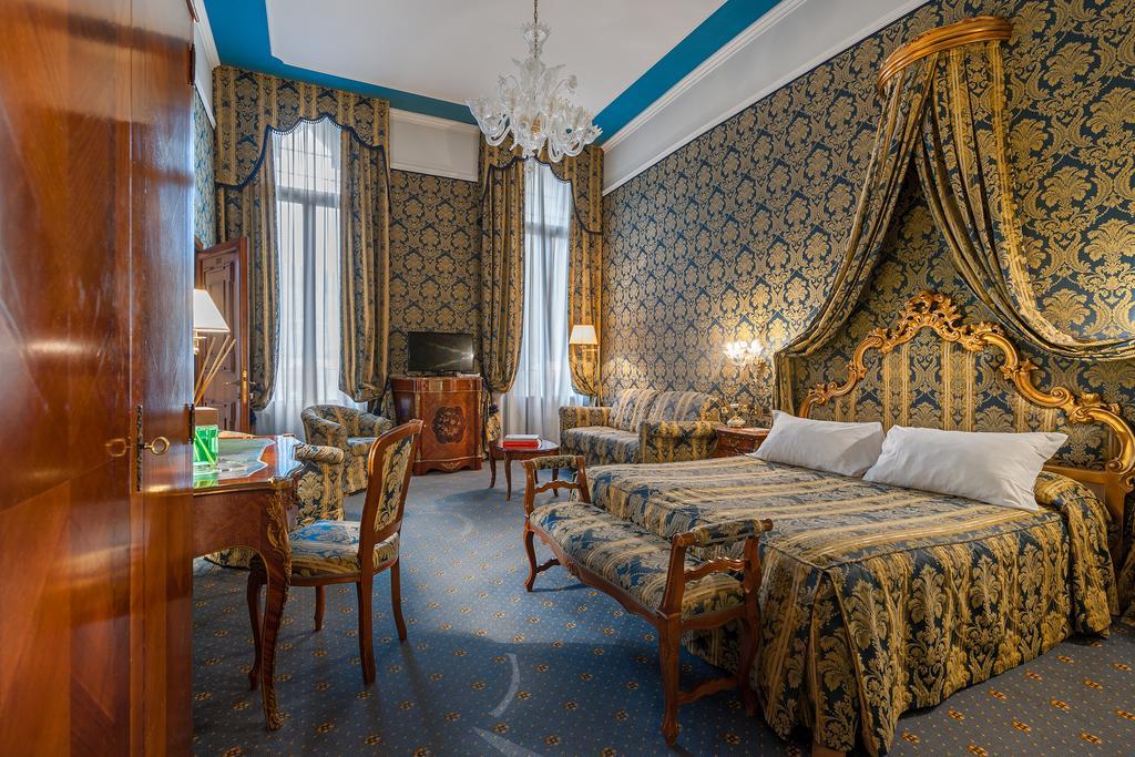 Al Ponte Antico Hotel Venetië Buitenkant foto