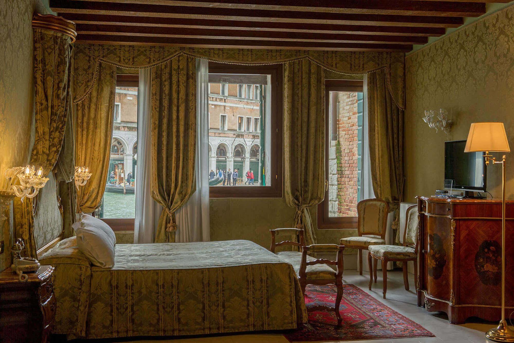 Al Ponte Antico Hotel Venetië Buitenkant foto