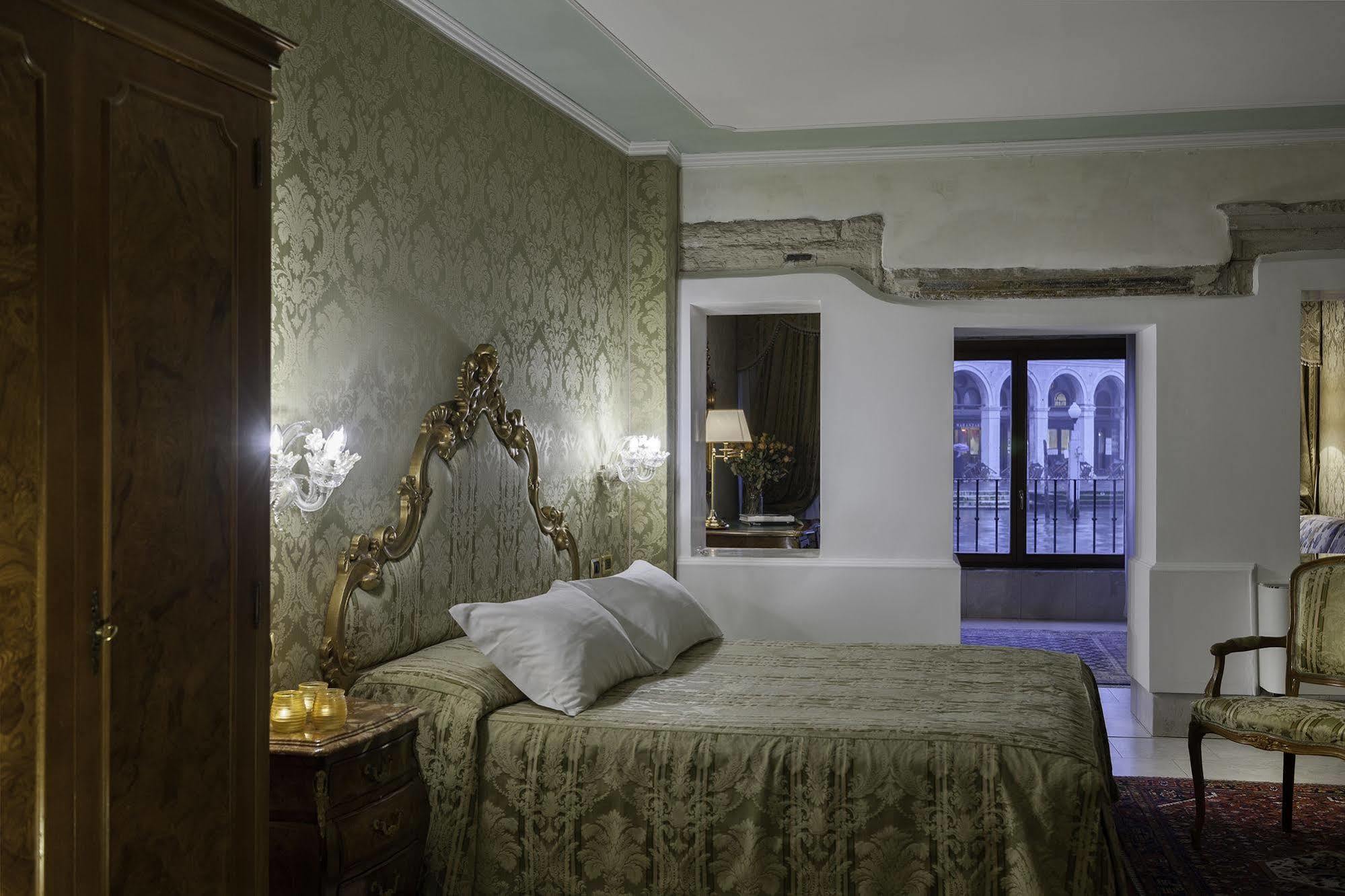 Al Ponte Antico Hotel Venetië Buitenkant foto